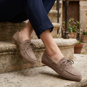 Bež kožne ženske mokasine sa mašnicom C49