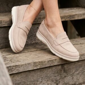 bež ženske kožne mokasine