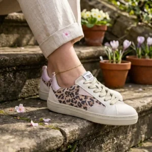 Bež/leopard print kožne ženske patike Tamaris 23706-46