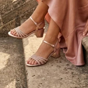 Roze/zlatne ženske sandale Tamaris 28248-44