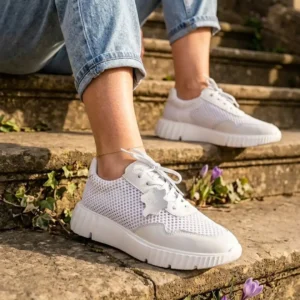 Bele kožne ženske patike L87A2606WHT